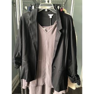 +PLUS SIZE BLAZER & BLOUSE